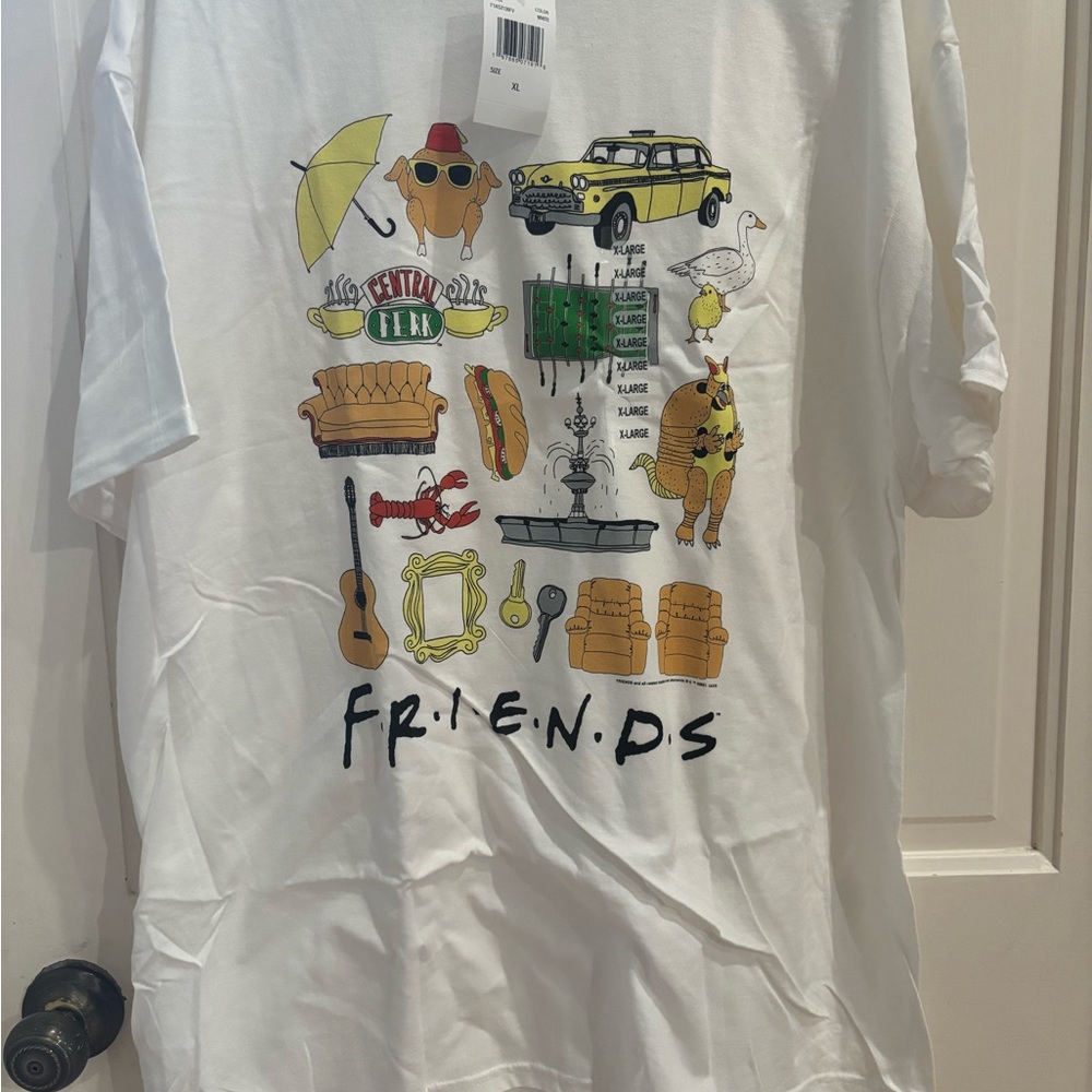 F.R.I.E.N.D.S White Graphic T-Shirt